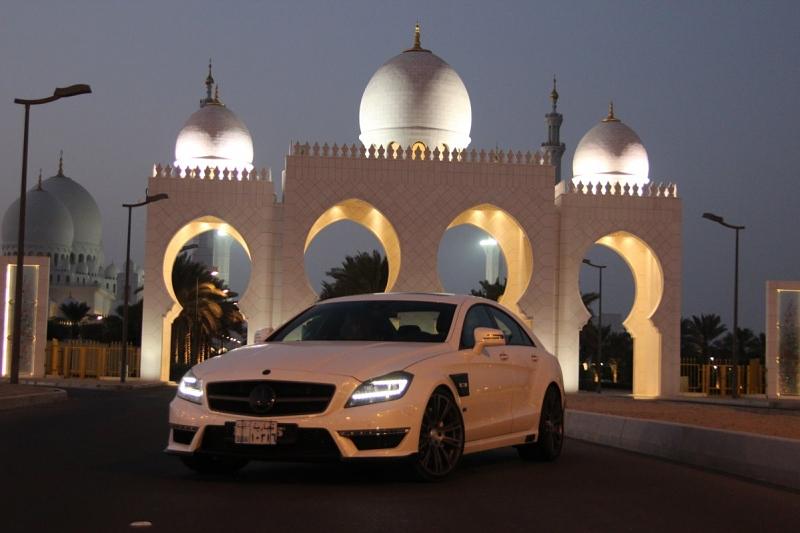 Brabus B 63-620 unterwegs in den Vereinigten Arabischen Emiraten