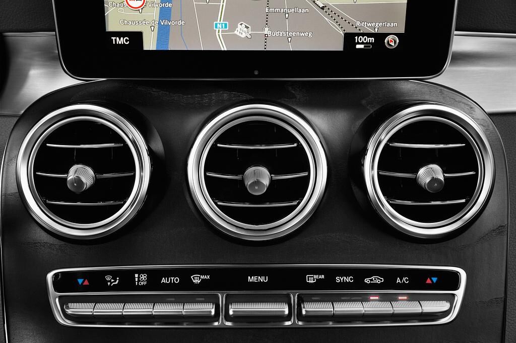 Mercedes GLC Coupe (Baujahr 2018) AMG Line 5 Türen Lüftung
