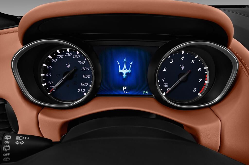 Maserati Levante (Baujahr 2018) - 5 Türen Tacho und Fahrerinstrumente