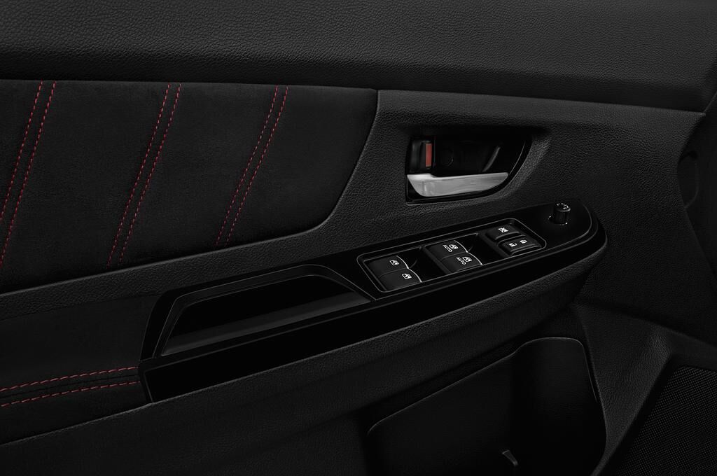 Subaru WRX STI (Baujahr 2018) Sport 4 Türen Bedienungselemente Tür