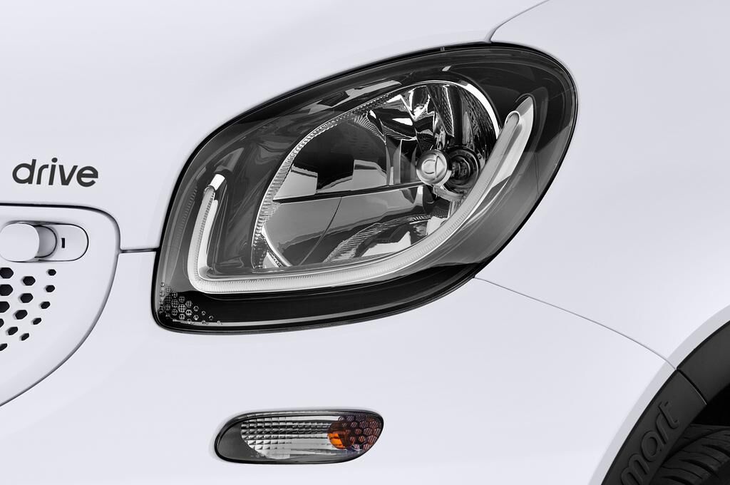 smart forfour (Baujahr 2018) Passion 5 Türen Scheinwerfer