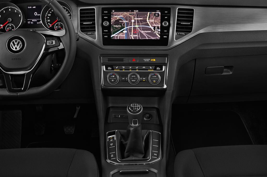 Volkswagen Golf Sportsvan (Baujahr 2018) Comfortline 5 Türen Mittelkonsole