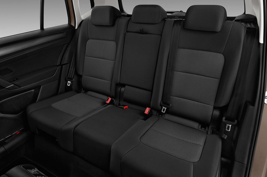 Volkswagen Golf Sportsvan (Baujahr 2018) Comfortline 5 Türen Rücksitze