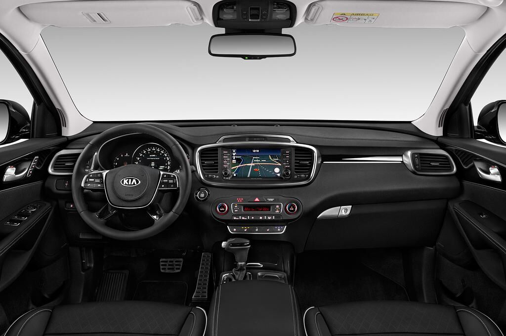 KIA Sorento (Baujahr 2018) GT Line 5 Türen Cockpit und Innenraum