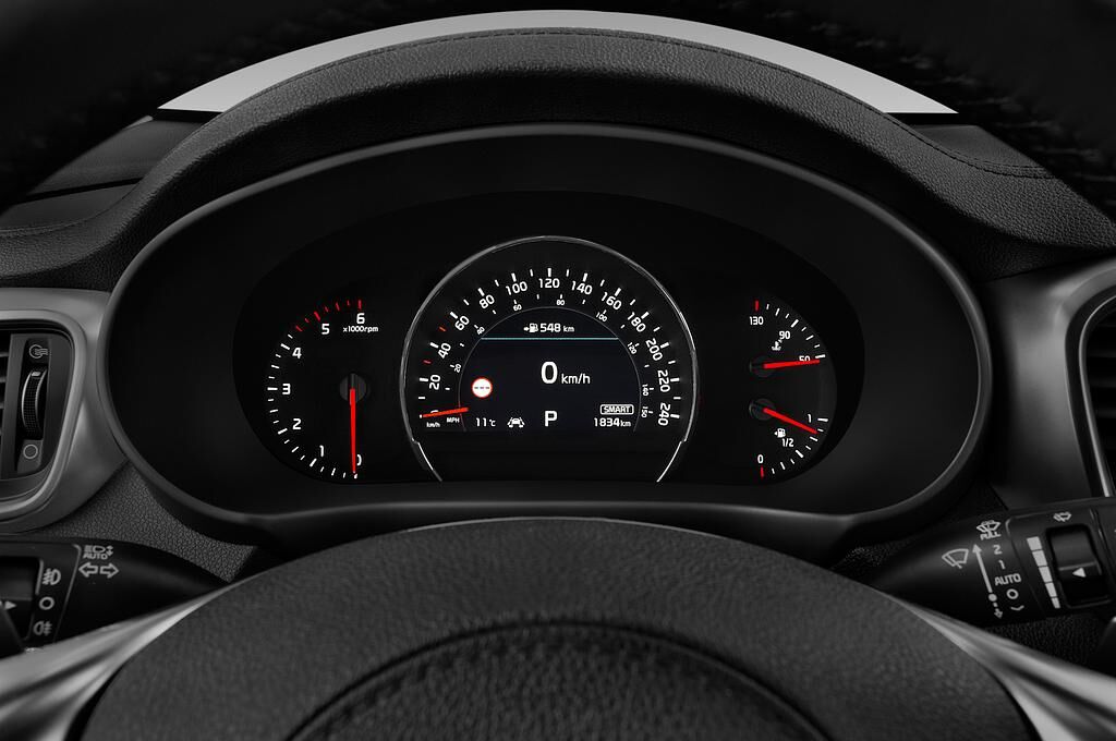 KIA Sorento (Baujahr 2018) GT Line 5 Türen Tacho und Fahrerinstrumente