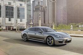 Porsche Panamera Turbo S - Limousinenjäger
