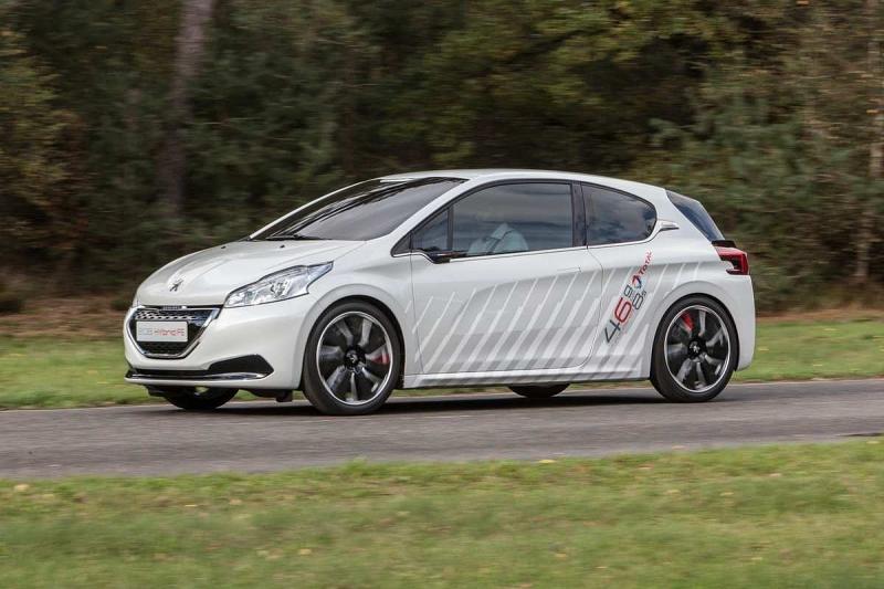 Peugeot 208 Hybrid FE
