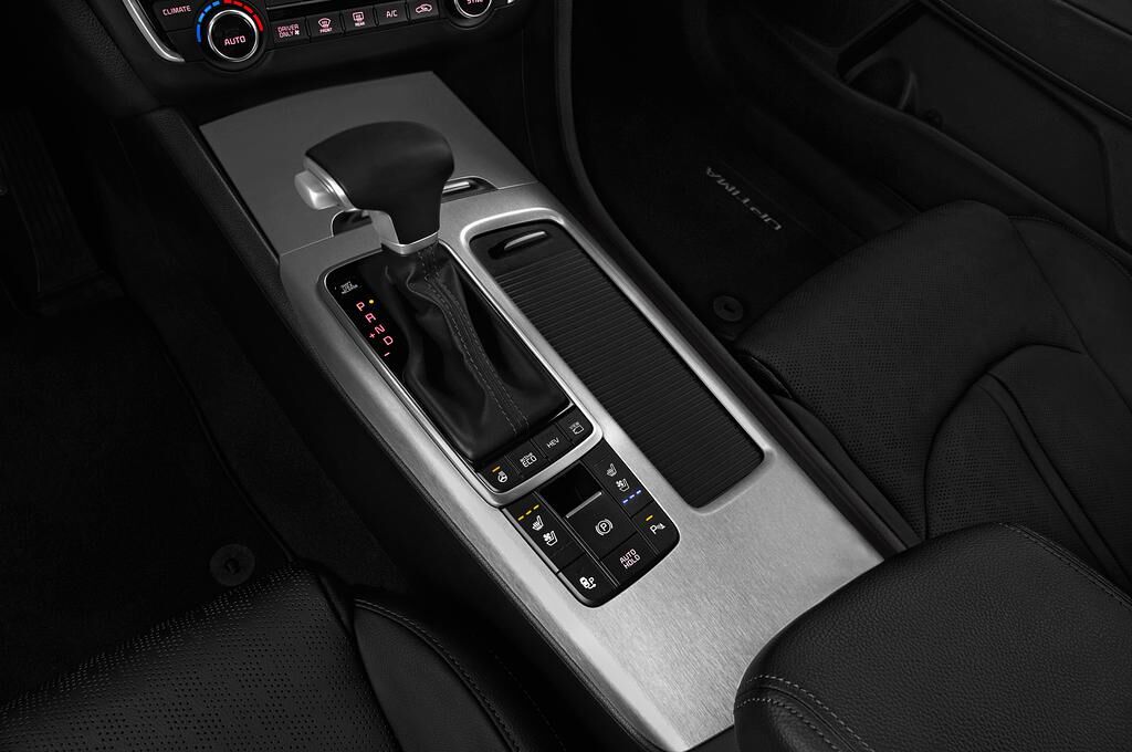 KIA Optima Sportwagon PHEV (Baujahr 2018) Spirit 5 Türen Schalthebel