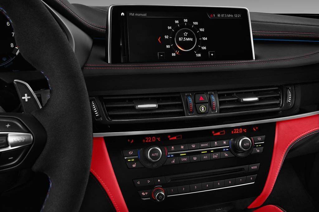 BMW X6M (Baujahr 2018) - 5 Türen Radio und Infotainmentsystem