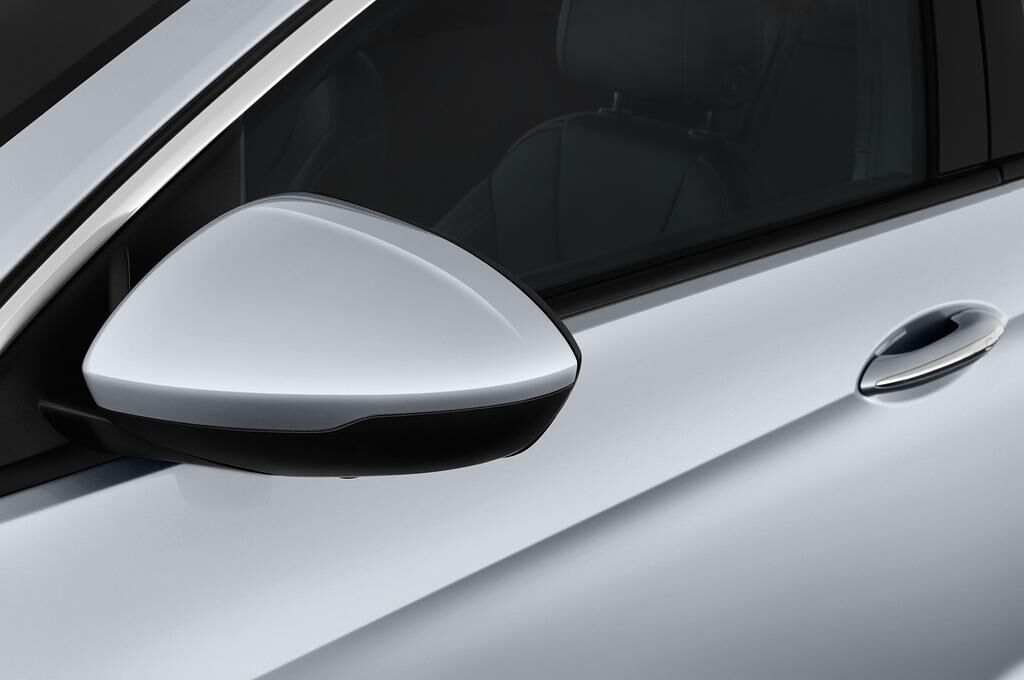 Opel Insignia Country Tourer (Baujahr 2018) Exclusive 5 Türen Außenspiegel