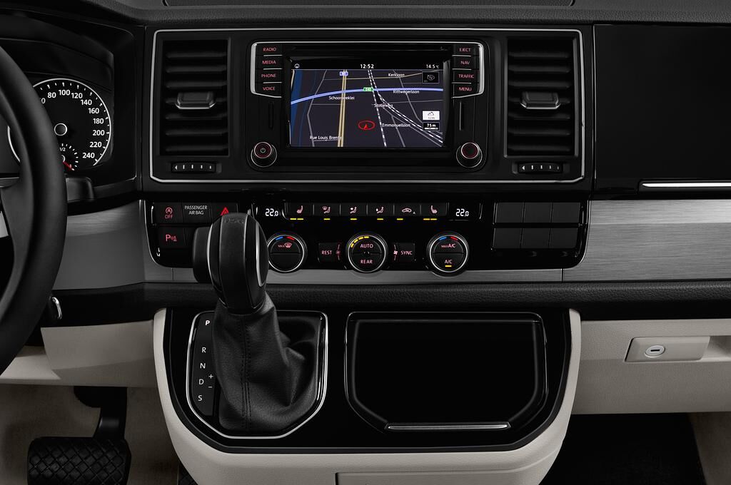 Volkswagen California (Baujahr 2018) Ocean 4 Türen Mittelkonsole
