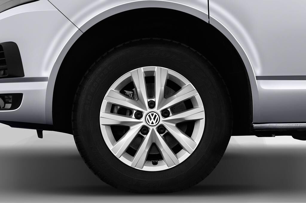 Volkswagen California (Baujahr 2018) Ocean 4 Türen Reifen und Felge