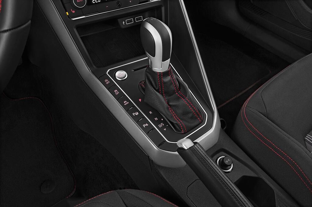 Volkswagen Polo (Baujahr 2018) GTI 5 Türen Schalthebel