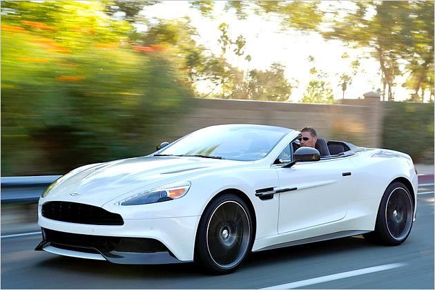 Bietet echtes Frischluftvergnügen: Der neue Aston Martin Vanquish Volante