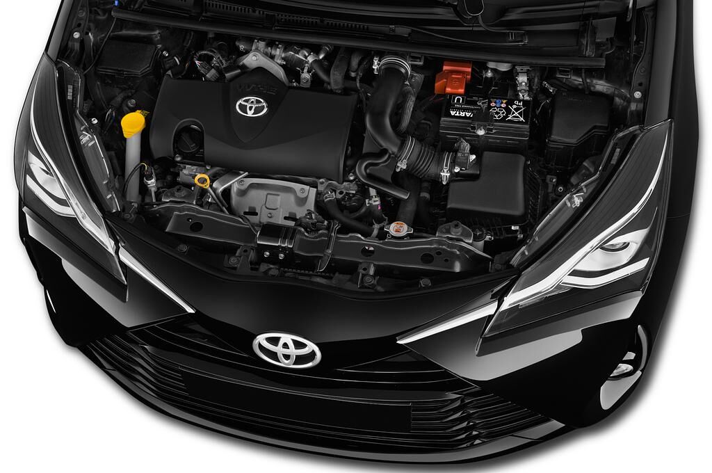 Toyota Yaris (Baujahr 2018) Team Deutschland 5 Türen Motor