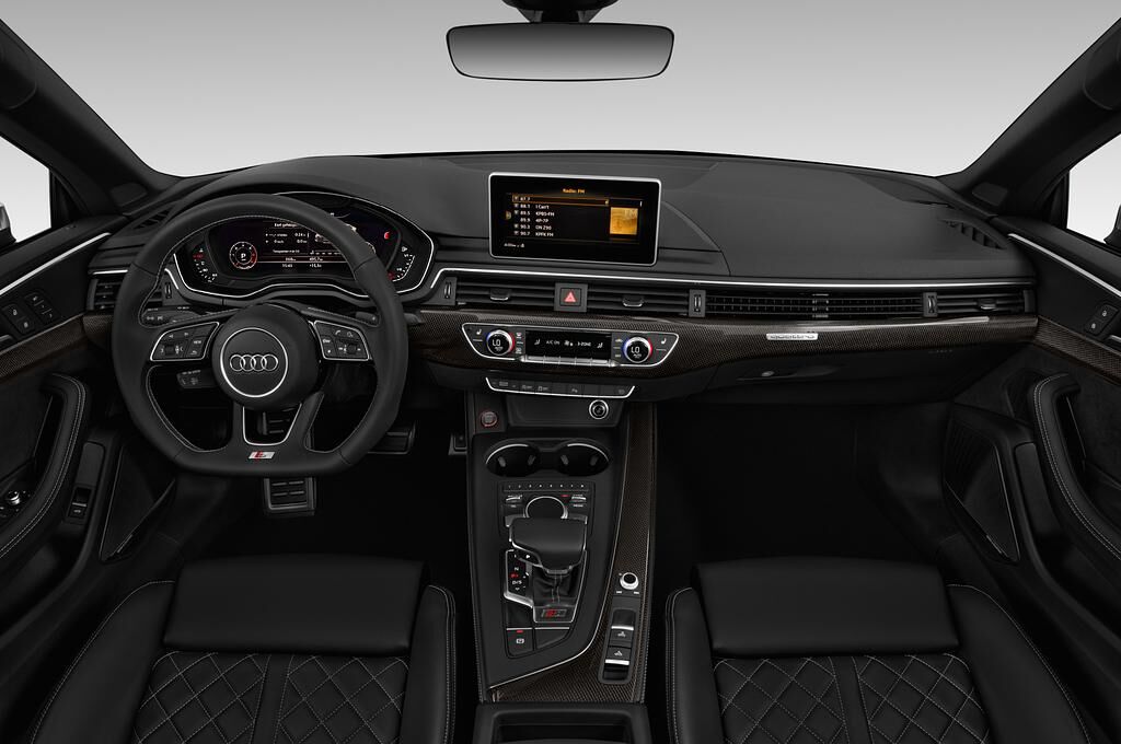 Audi S5 (Baujahr 2018) - 2 Türen Cockpit und Innenraum