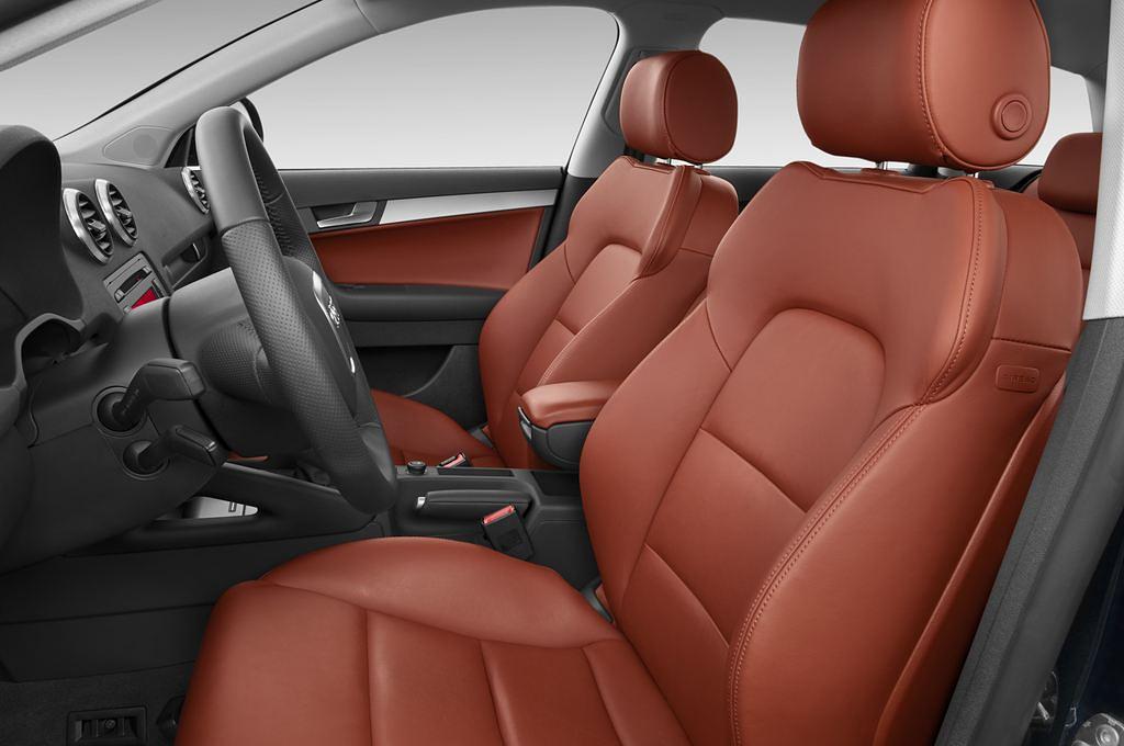 Audi A3 (Baujahr 2011) Ambition 5 Türen Vordersitze