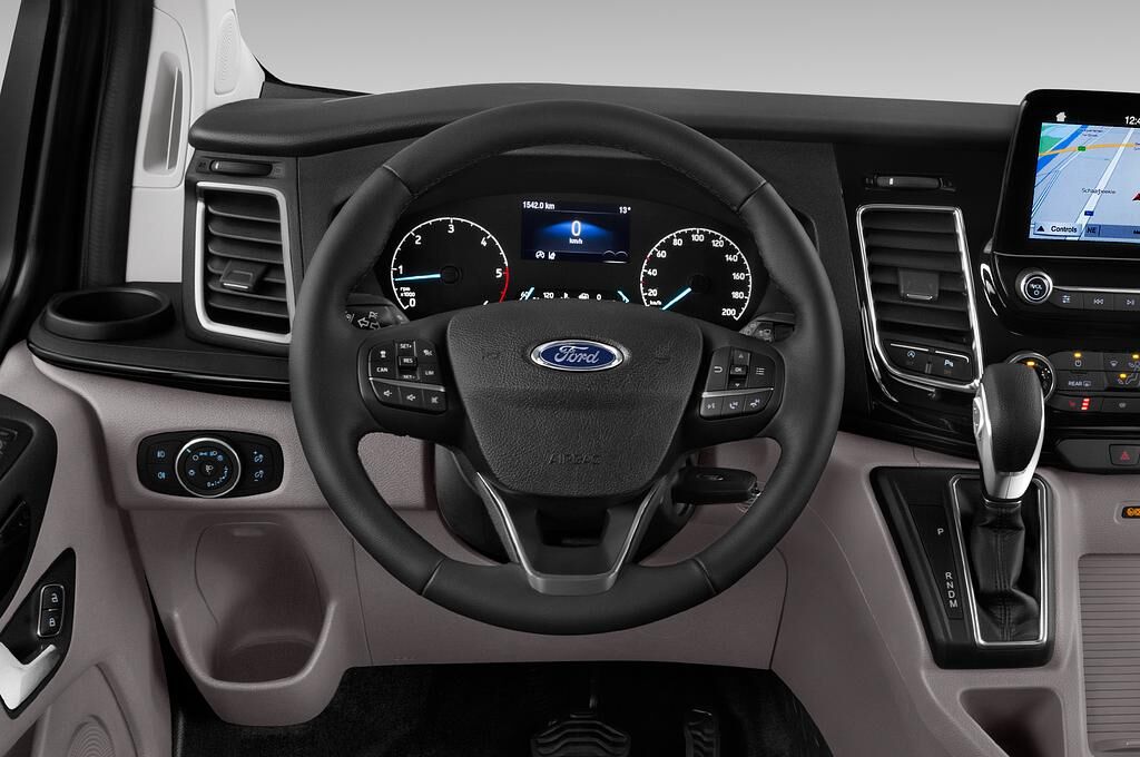 Ford Tourneo Custom (Baujahr 2018) Sport 5 Türen Lenkrad
