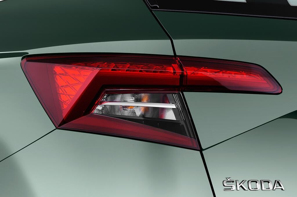 Skoda Karoq (Baujahr 2018) Ambition 5 Türen Rücklicht