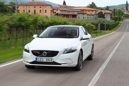 Volvo V40 D2
