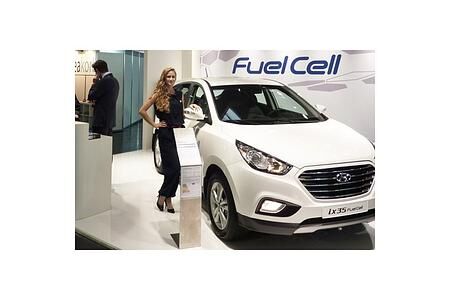 Hyundai präsentiert auf der eCarTec seinen ix35 Fuel Cell