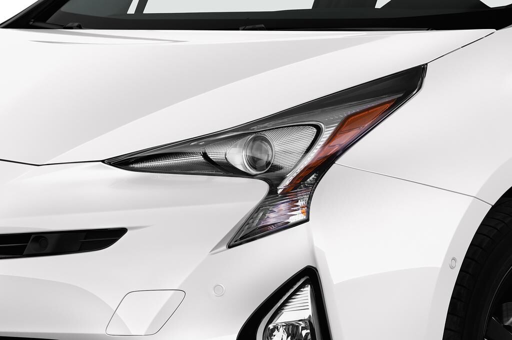 Toyota Prius (Baujahr 2018) Comfort 5 Türen Scheinwerfer