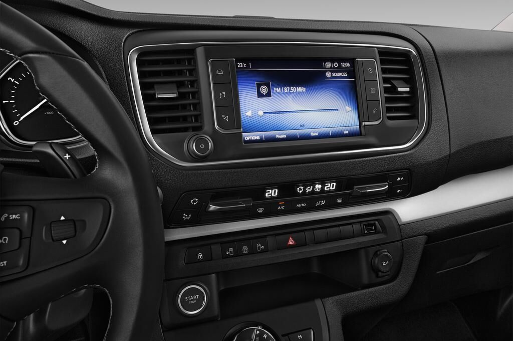 Toyota Proace Verso (Baujahr 2018) Executive 5 Türen Temperatur und Klimaanlage