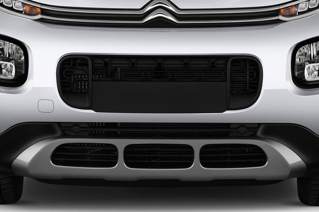Citroen C3 Aircross (Baujahr 2018) Shine 5 Türen Kühlergrill und Scheinwerfer