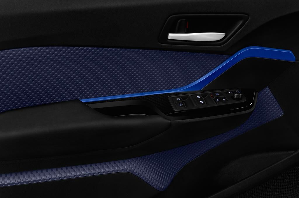 Toyota C-HR (Baujahr 2018) Selection 5 Türen Bedienungselemente Tür