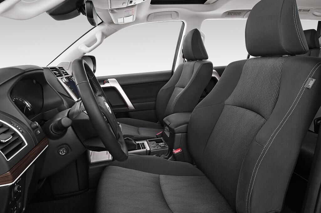 Toyota Land Cruiser (Baujahr 2018) Executive 5 Türen Vordersitze