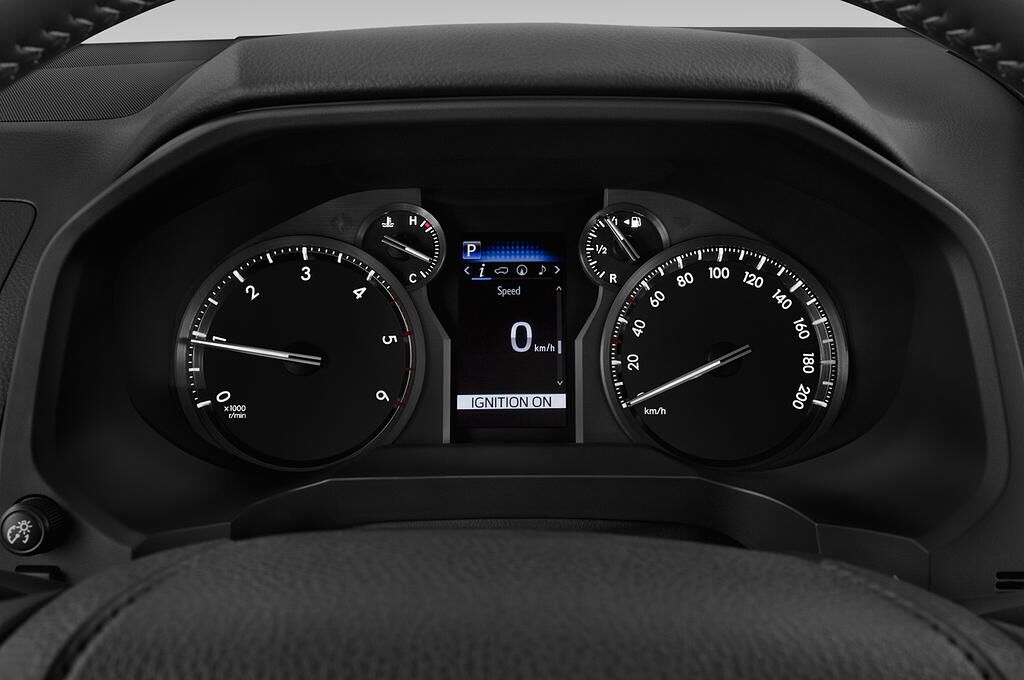 Toyota Land Cruiser 150 (Baujahr 2018) Executive 3 Türen Tacho und Fahrerinstrumente