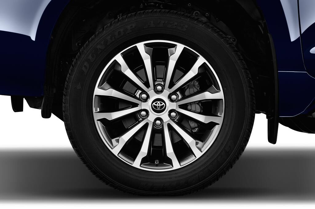 Toyota Land Cruiser 150 (Baujahr 2018) Executive 3 Türen Reifen und Felge