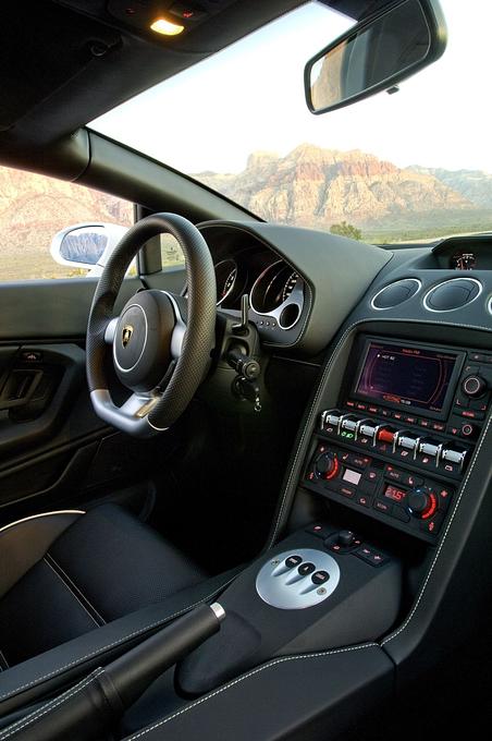 Das Cockpit Gallardo LP 560-4 ist nicht über alle Zweifel erhaben