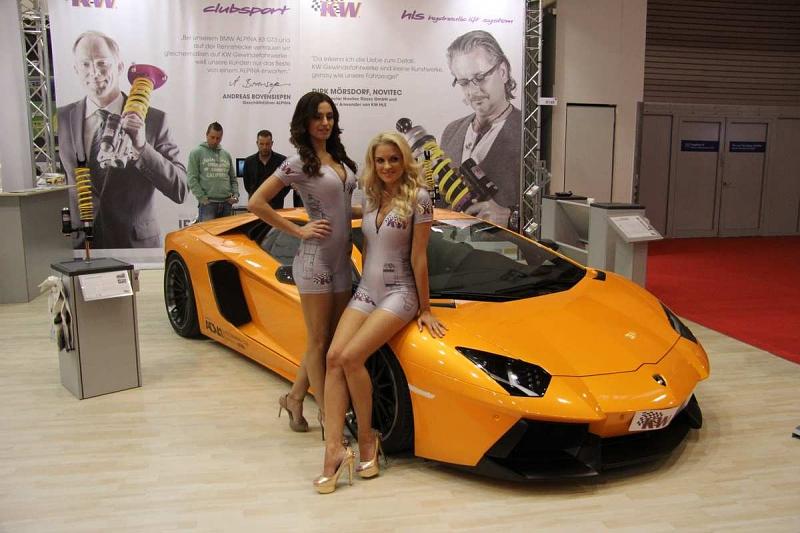Auf diesem Bild versteckt sich ein Lamborghini.