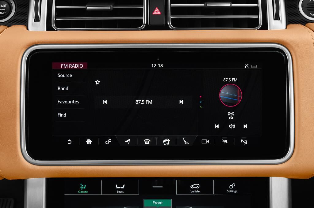 Land Rover Range Rover (Baujahr 2018) Autobiography 5 Türen Radio und Infotainmentsystem