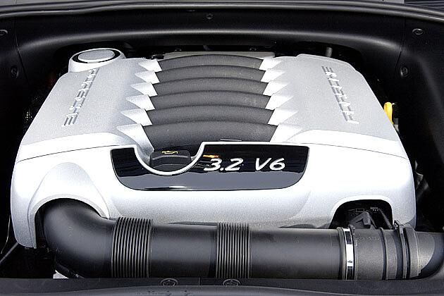 Der 3,2-Liter-V6 stammt von VW und wurde für Porsche modifiziert