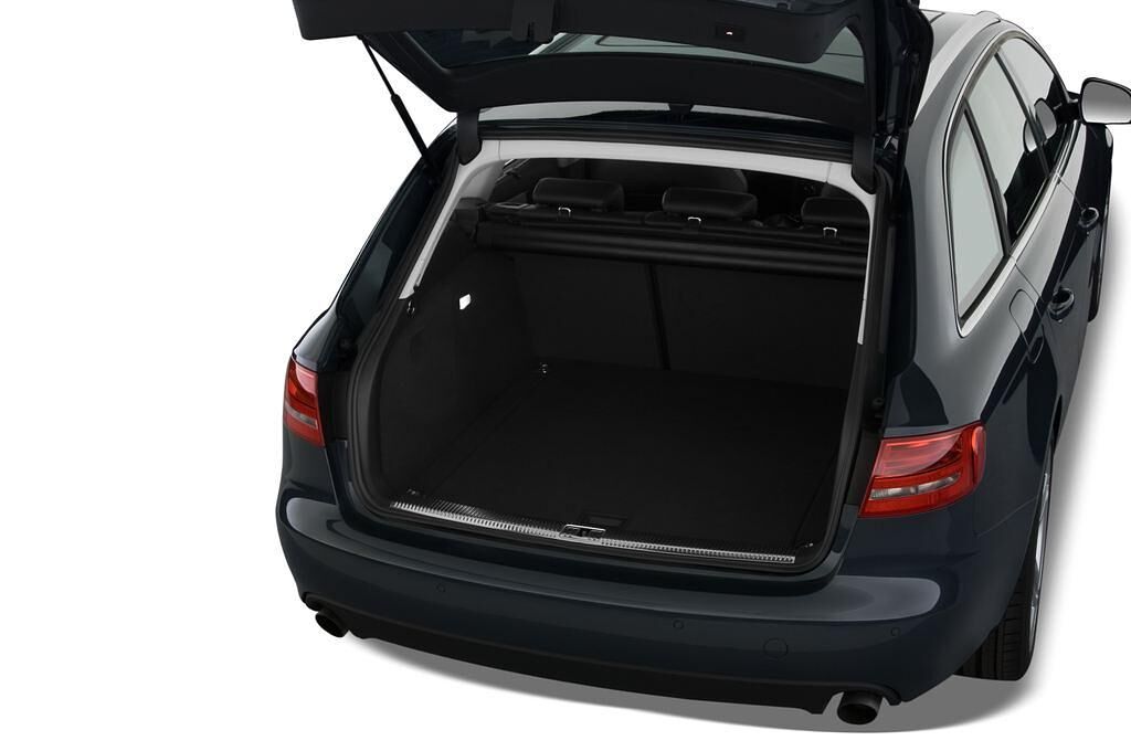 Audi A4 (Baujahr 2010) Avant 5 Türen Kofferraum