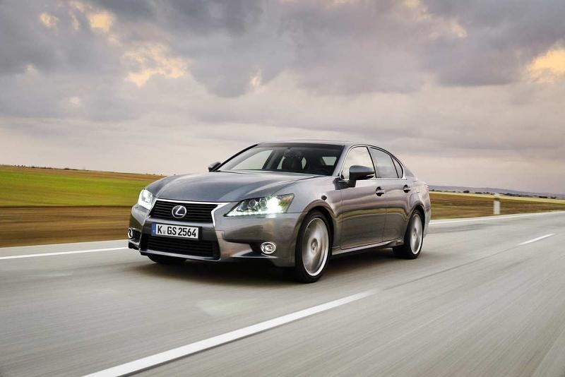 Lexus GS 300h - sportlich ist nur das Design