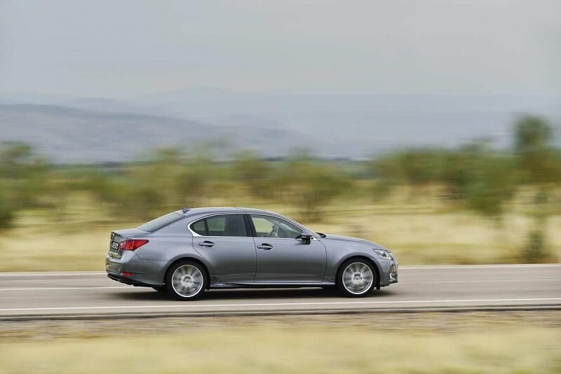 Lexus GS 300h - das Design kann sich sehen lassen