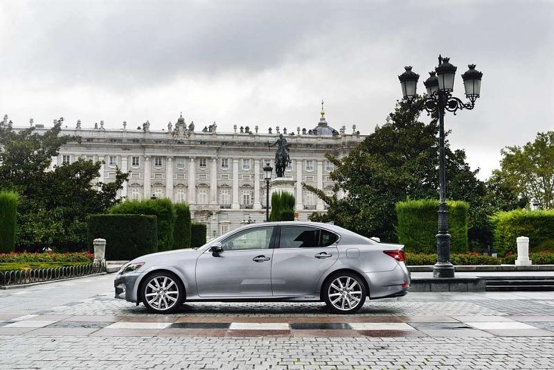 Lexus GS 300h