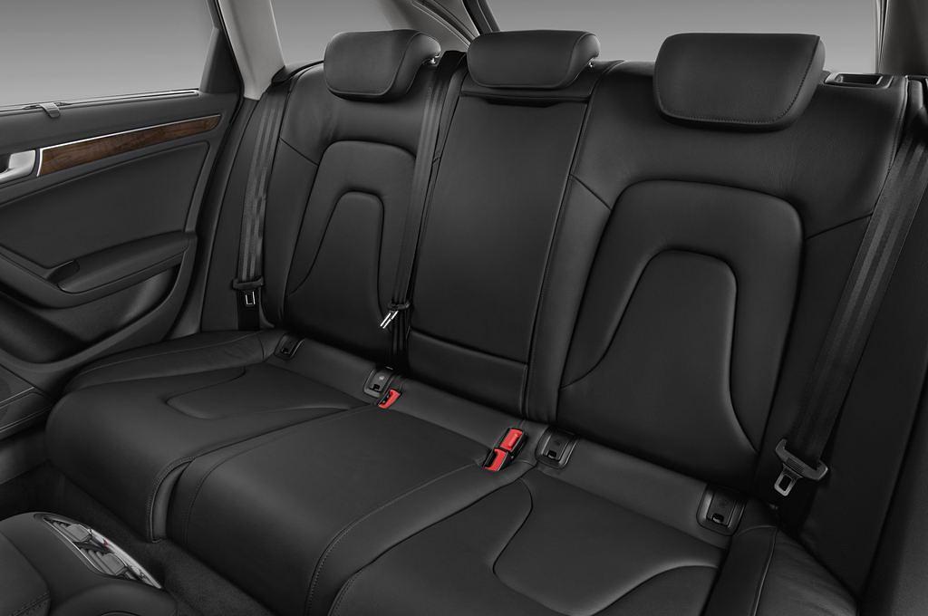 Audi A4 (Baujahr 2013) Ambition 5 Türen Rücksitze