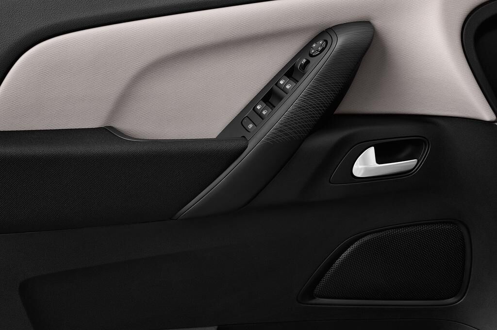 Citroen C4 Spacetourer (Baujahr 2018) Shine 5 Türen Bedienungselemente Tür