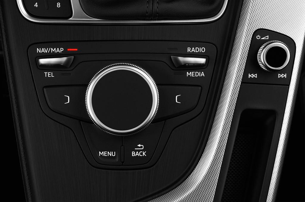 Audi A4 (Baujahr 2016) Sport 5 Türen Radio und Infotainmentsystem