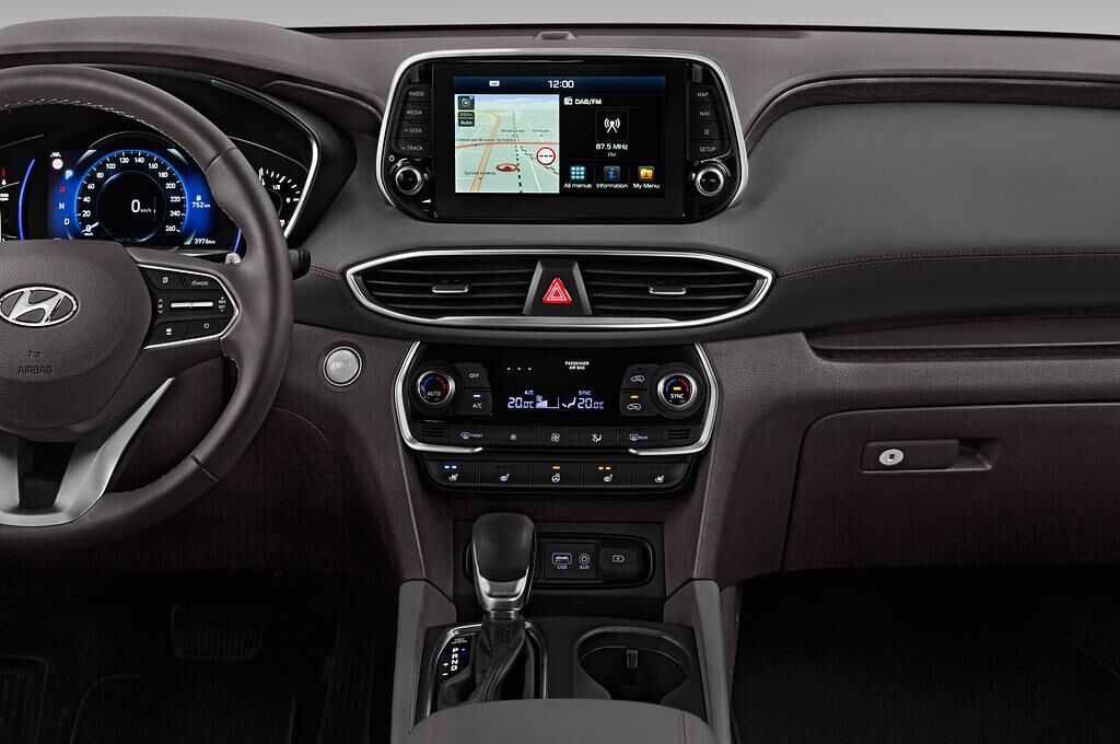 Hyundai Santa FE (Baujahr 2019) Shine 5 Türen Mittelkonsole