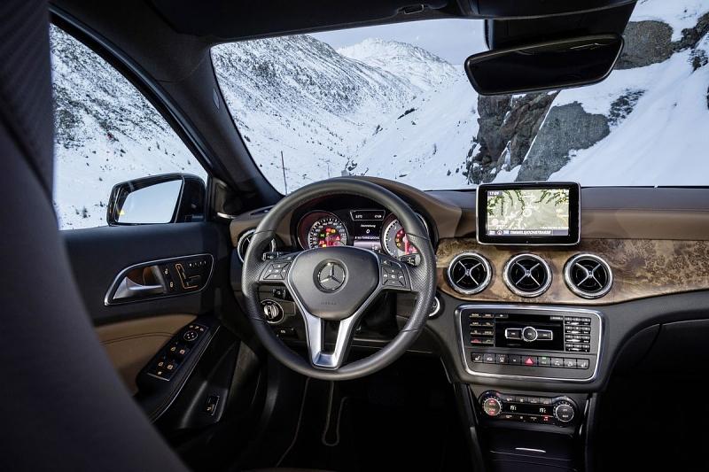 Das Cockpit ähnelt dem der A-Klasse