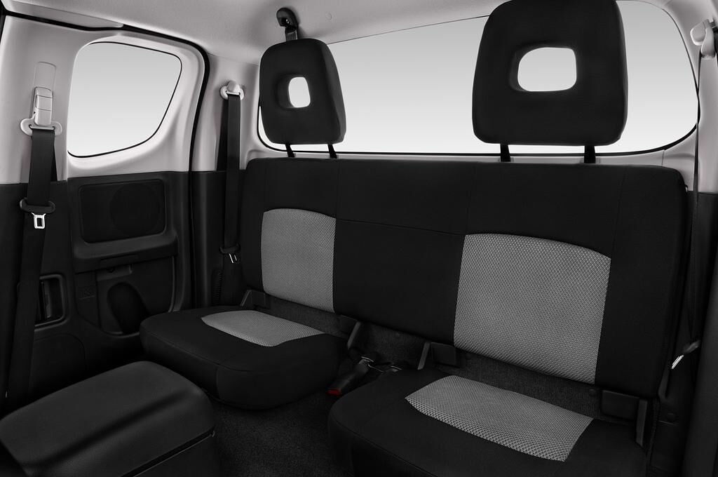 Mitsubishi L200 (Baujahr 2018) Plus 2 Türen Rücksitze
