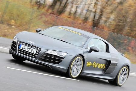 Der Audi R8 e-tron könnte 2014 doch kommen