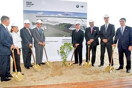 Erster Spatenstich für das neue BMW Group Werk in Brasilien