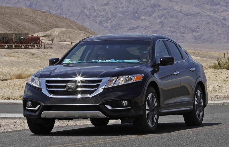 Der neue Honda Crosstour fuhr ihr im August 2012 vor die Linse.
