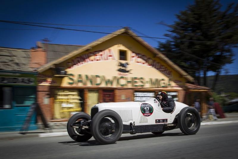 Die Mille Miglia Argentina 2013 führt durch die Hippie-Hochburg El Bolson